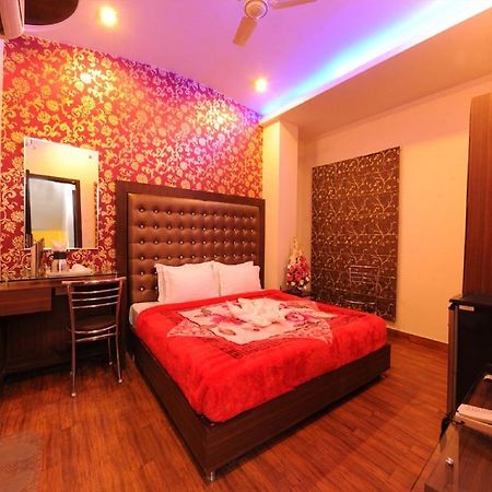 Hotel Pearl Inn & Suites Amritsar Exterior foto