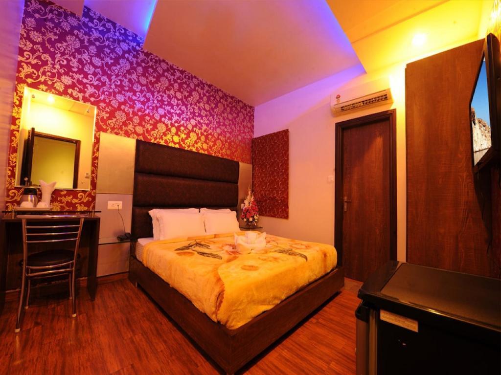 Hotel Pearl Inn & Suites Amritsar Zimmer foto