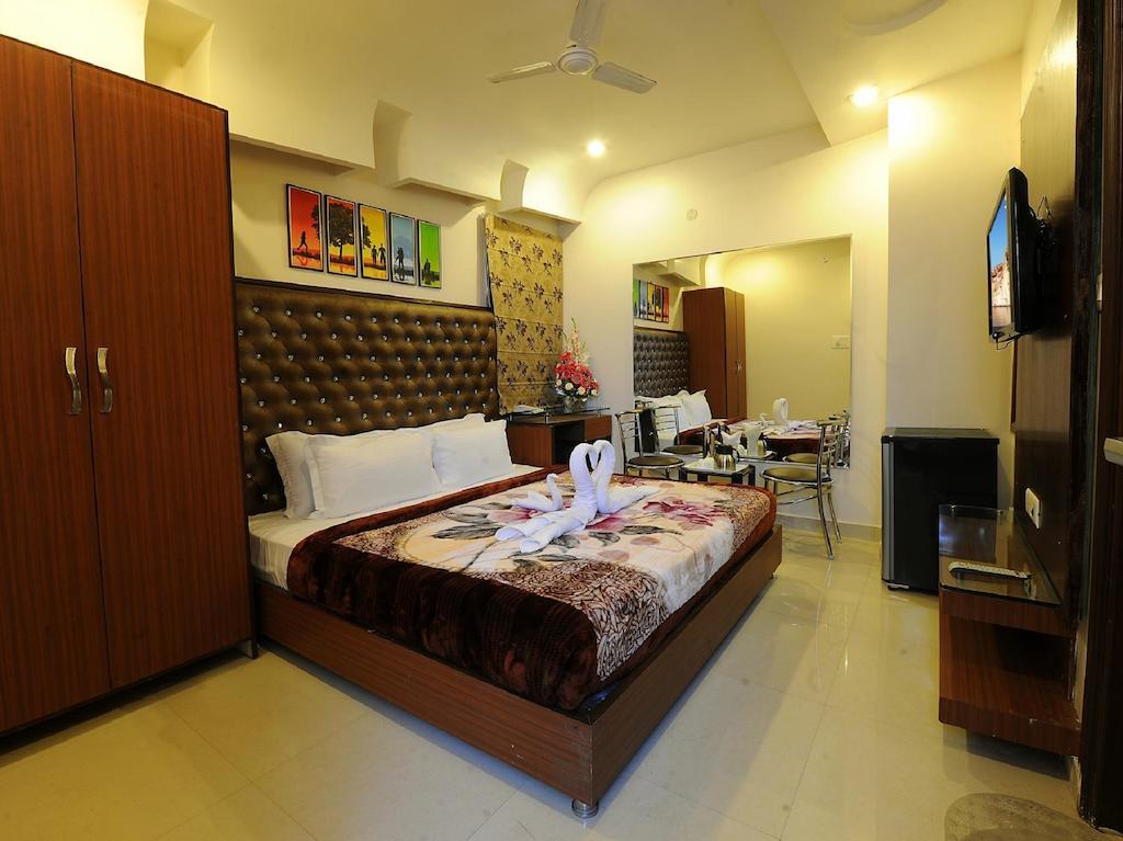 Hotel Pearl Inn & Suites Amritsar Zimmer foto